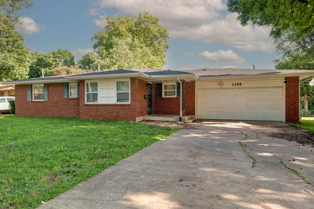 1105 E Edgewood Street, Springfield, MO 65807
