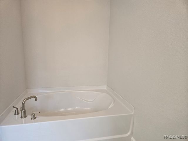 1125 Heron Point Drive, Inverness, FL 34453