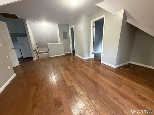 25 East Pearl Street, Danbury, CT 06810