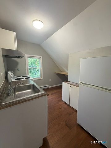 25 East Pearl Street, Danbury, CT 06810