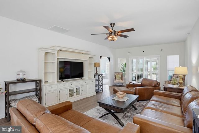18 BACKWATER CT, Milford, DE 19963