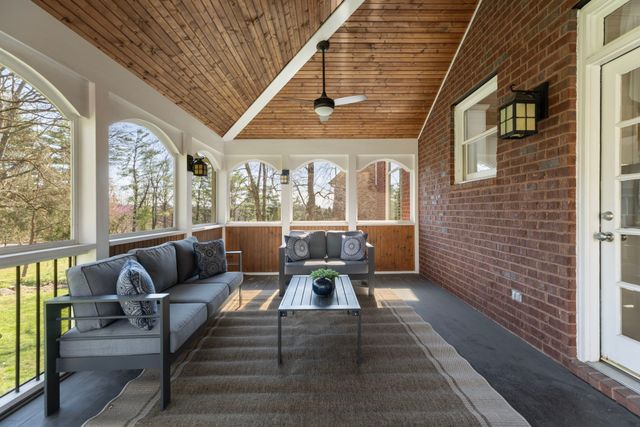 304 Ferris Ct, Franklin, TN 37067