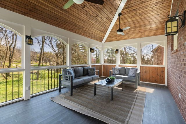 304 Ferris Ct, Franklin, TN 37067