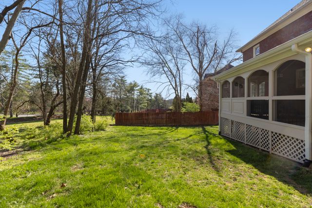 304 Ferris Ct, Franklin, TN 37067