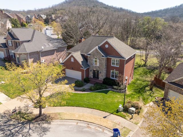 304 Ferris Ct, Franklin, TN 37067