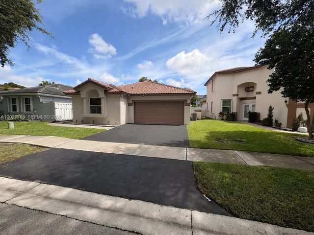 7249 NW 1 Manor, Plantation, FL 33324
