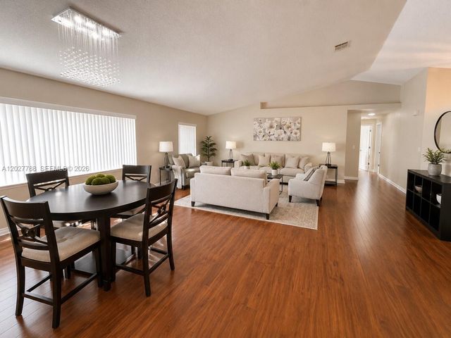 7249 NW 1 Manor, Plantation, FL 33324