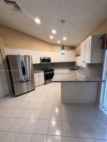 7249 NW 1 Manor, Plantation, FL 33324