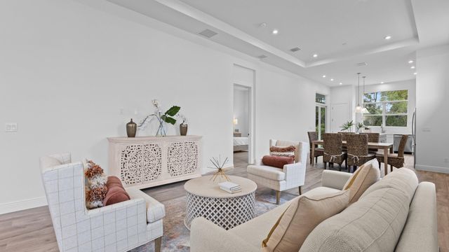 232 SE Via Sangro, Port St. Lucie, Port St Lucie, FL 34952