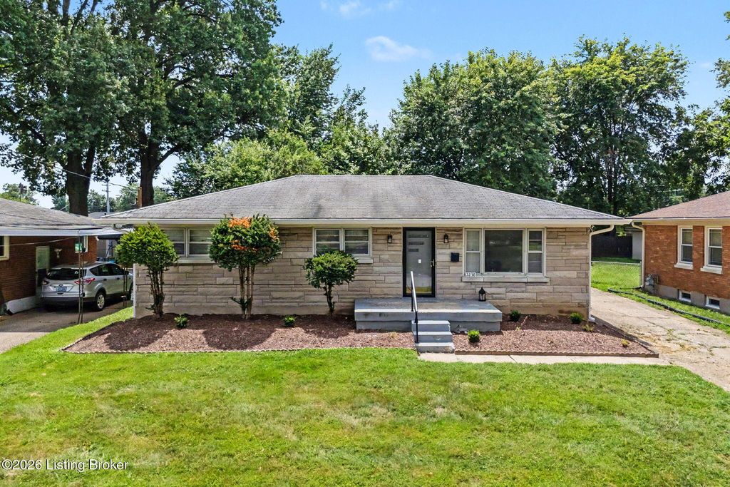 2238 Amboy Dr, Louisville, KY 40216
