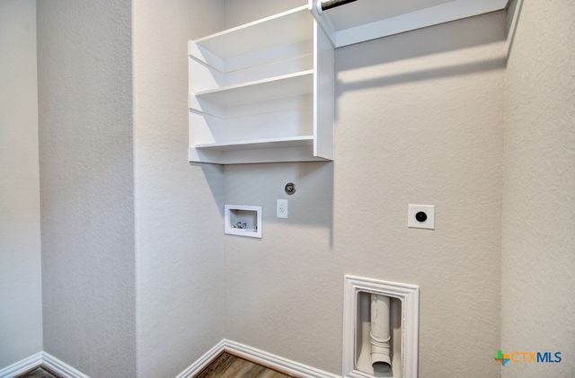 2114 Shepards Street, Seguin, TX 78155