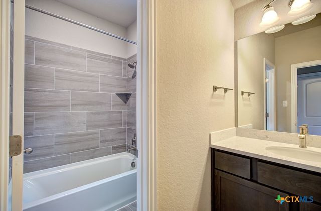 2114 Shepards Street, Seguin, TX 78155