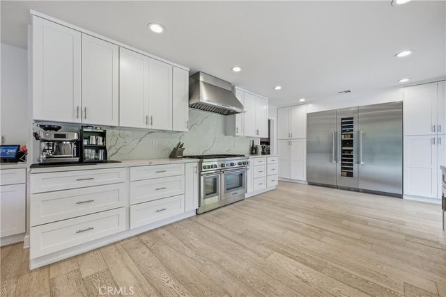 9867 Whitwell, Beverly Hills, CA 90210