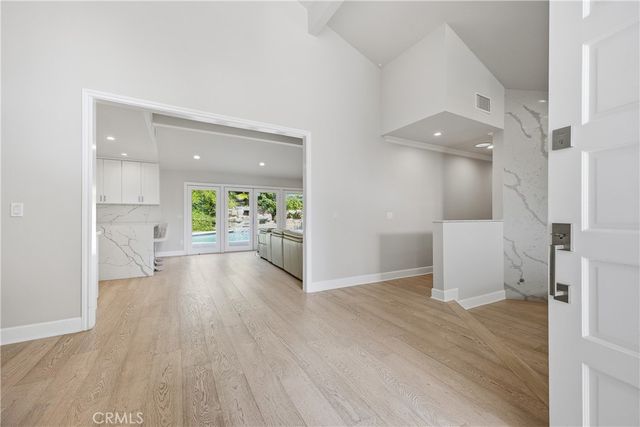 9867 Whitwell, Beverly Hills, CA 90210