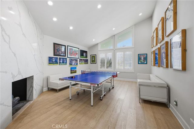 9867 Whitwell, Beverly Hills, CA 90210