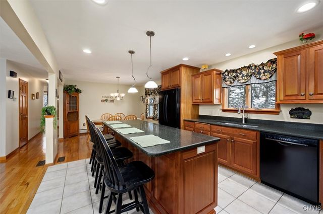 5802 Linda Drive, Marcy, NY 13403