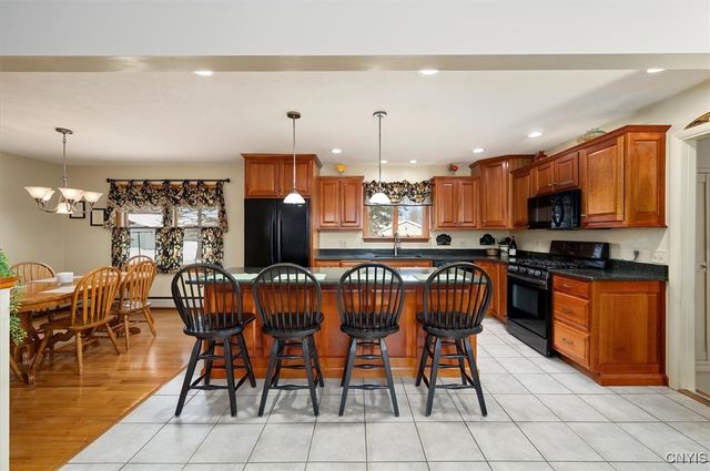 5802 Linda Drive, Marcy, NY 13403