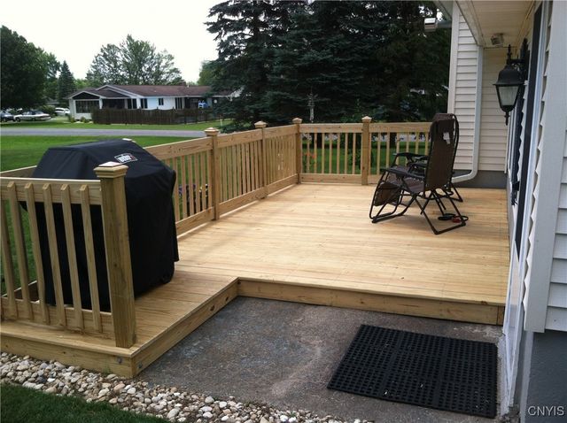 5802 Linda Drive, Marcy, NY 13403