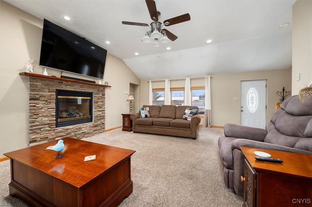 5802 Linda Drive, Marcy, NY 13403