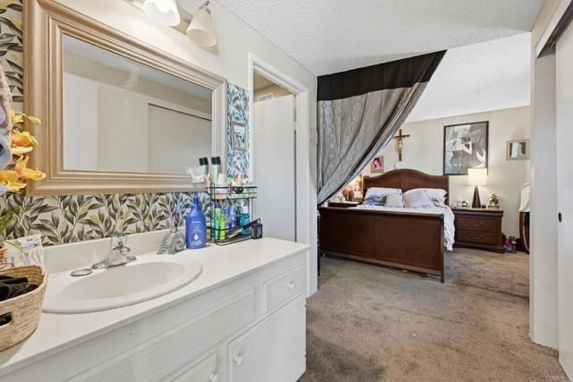 727 McLain Street, Escondido, CA 92027