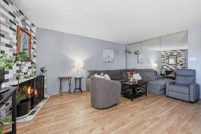 727 McLain Street, Escondido, CA 92027