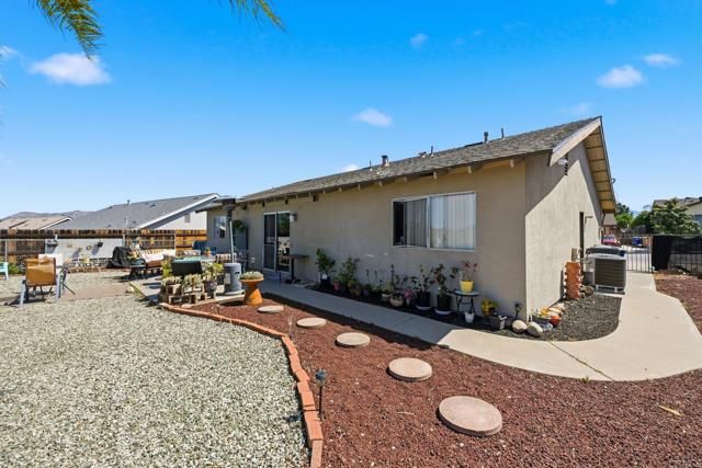 727 McLain Street, Escondido, CA 92027