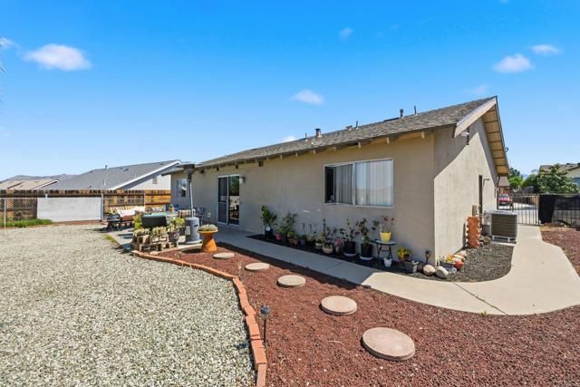 727 McLain Street, Escondido, CA 92027