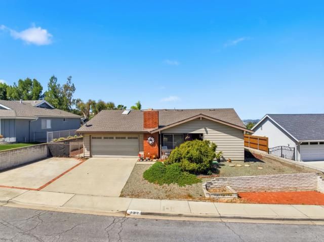 727 McLain Street, Escondido, CA 92027