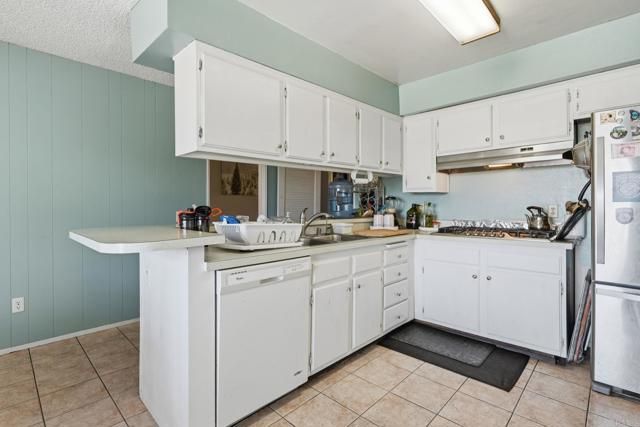 727 McLain Street, Escondido, CA 92027