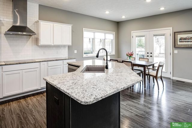 12926 Eagle Circle, Omaha, NE 68142