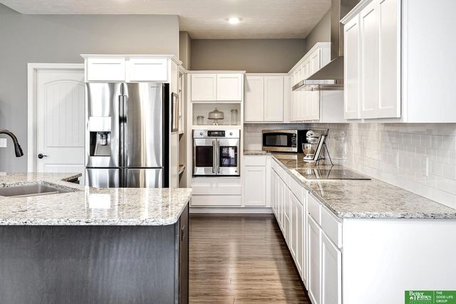 12926 Eagle Circle, Omaha, NE 68142