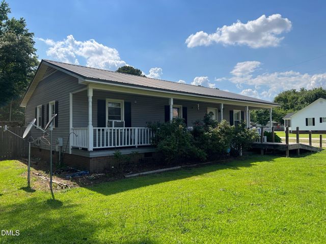 412 Nc 82, Dunn, NC 28334