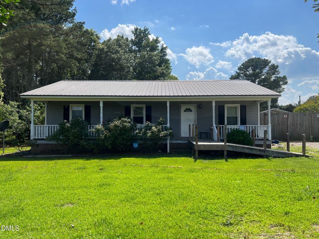 412 Nc 82, Dunn, NC 28334