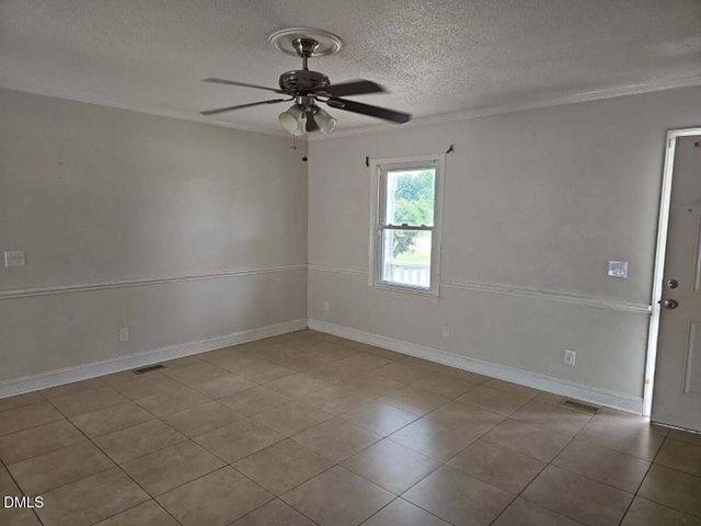 412 Nc 82, Dunn, NC 28334