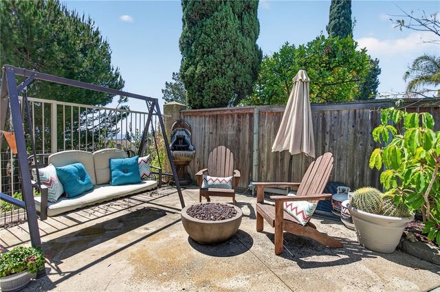 8 Ridgecrest, Aliso Viejo, CA 92656