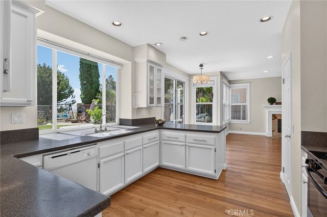 8 Ridgecrest, Aliso Viejo, CA 92656