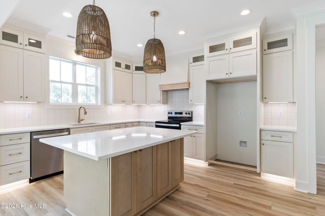 387 Blossom Tree Lane SE, Bolivia, NC 28422