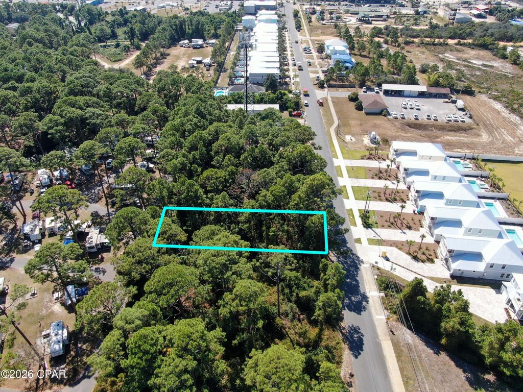 Image 6 of property listing at 509 Lyndell Lane, Panama City Beach, FL 32407