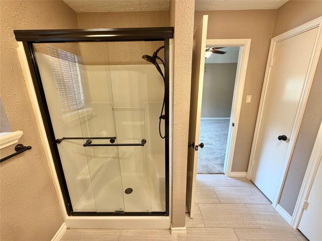 14 Sarita Rd, Angleton, TX 77515