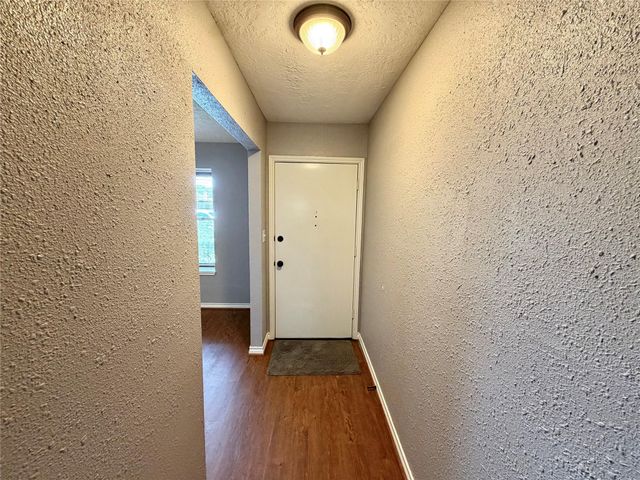 14 Sarita Rd, Angleton, TX 77515