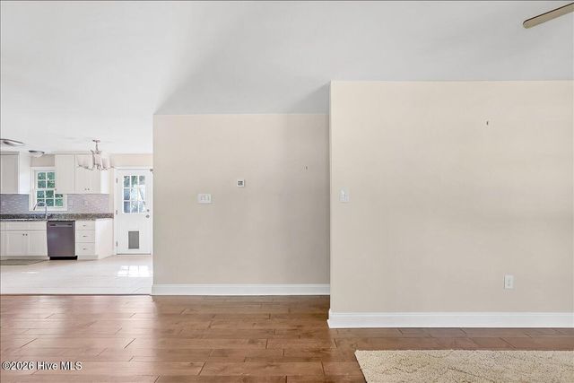 215 S Pinehurst Street, Aberdeen, NC 28315