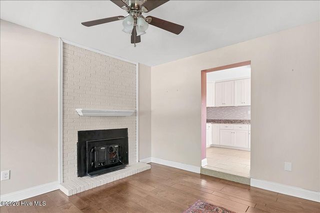 215 S Pinehurst Street, Aberdeen, NC 28315