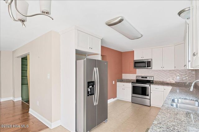 215 S Pinehurst Street, Aberdeen, NC 28315