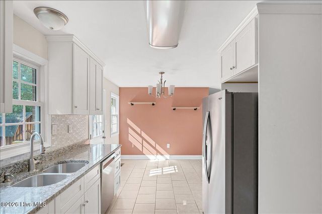 215 S Pinehurst Street, Aberdeen, NC 28315