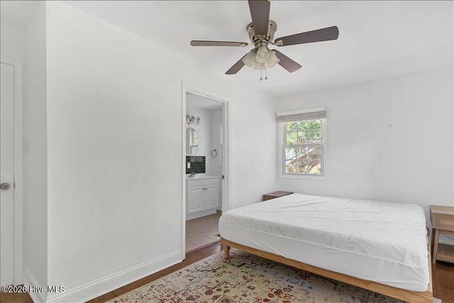 215 S Pinehurst Street, Aberdeen, NC 28315