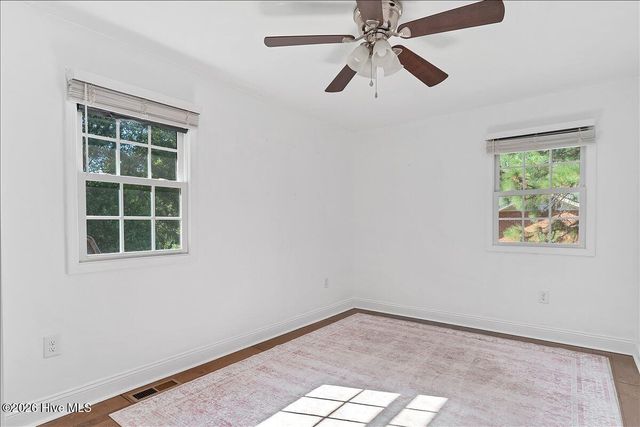 215 S Pinehurst Street, Aberdeen, NC 28315