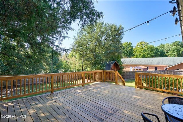 215 S Pinehurst Street, Aberdeen, NC 28315