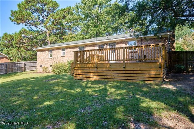 215 S Pinehurst Street, Aberdeen, NC 28315