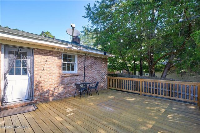 215 S Pinehurst Street, Aberdeen, NC 28315