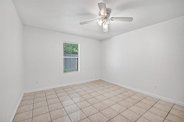 7200 Clarewood Drive 1904, Houston, TX 77036